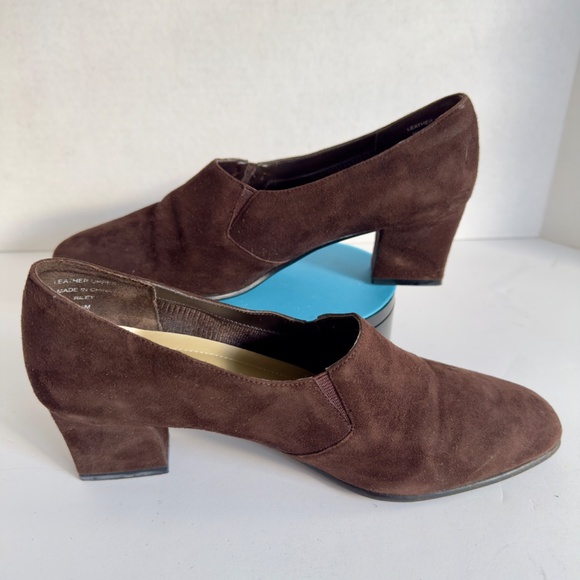 Karen Scott Brown Suede Heels Riley 7.5 - Picture 2 of 5